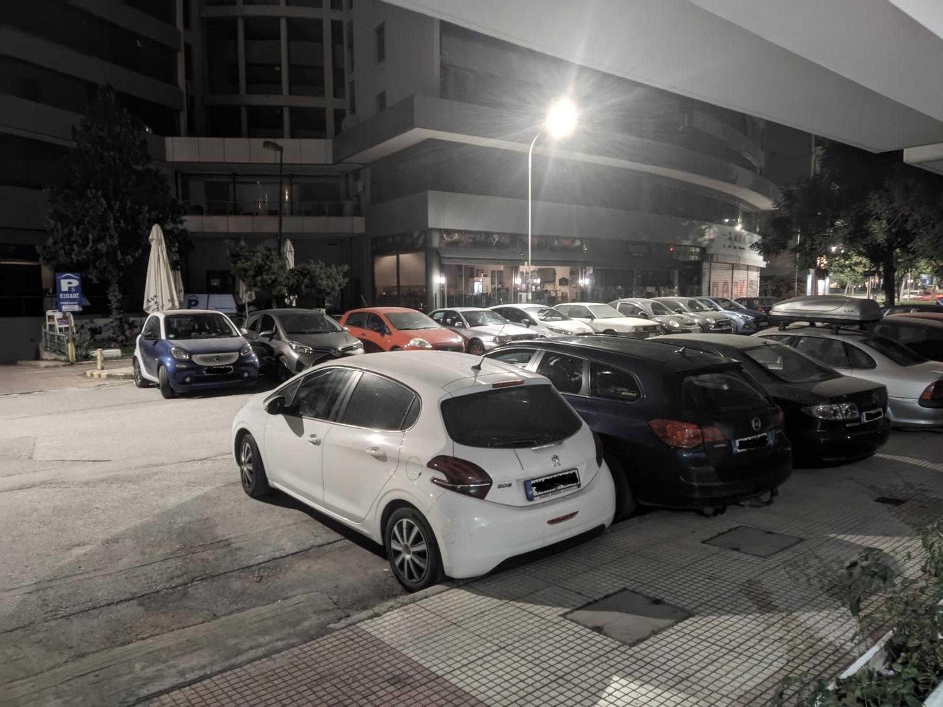 Cozy Apt! Friends & Family - Private Paid Parking Szaloniki Kültér fotó